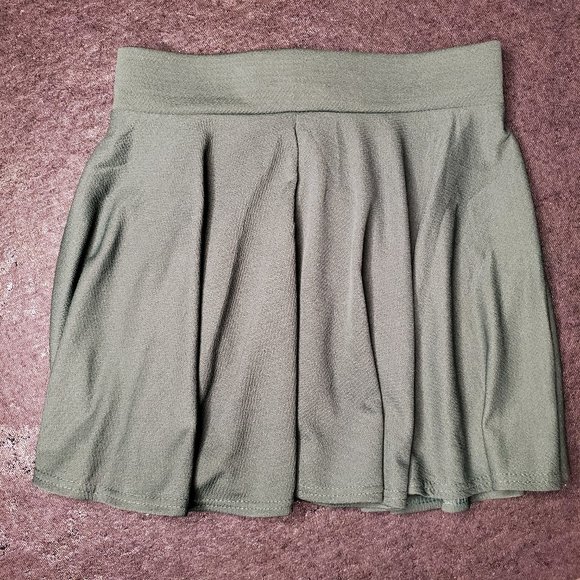 26) URBAN COCO High Waist Swing Sk8r Skirt Sz. M - Picture 2 of 4